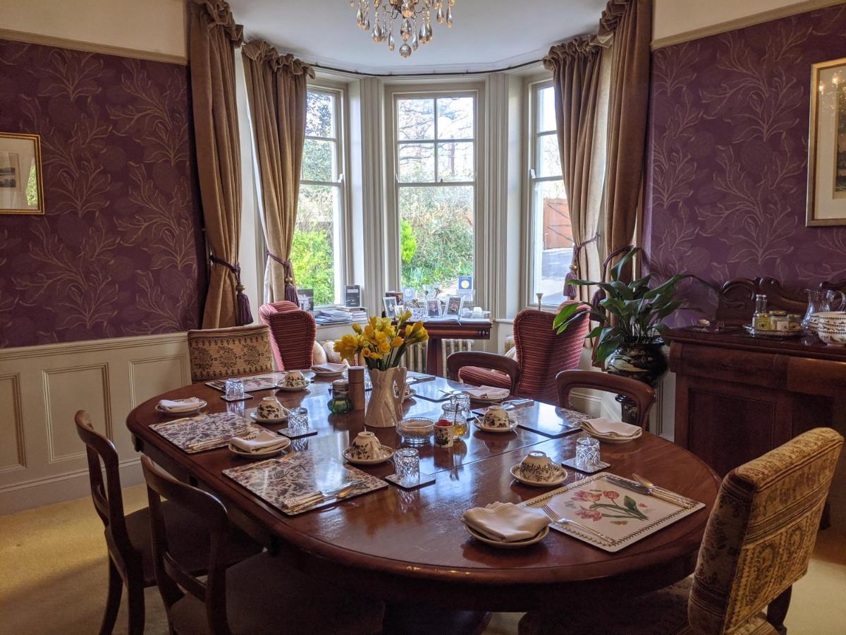 St Katharine'S House Bed and Breakfast Milford Haven Eksteriør billede