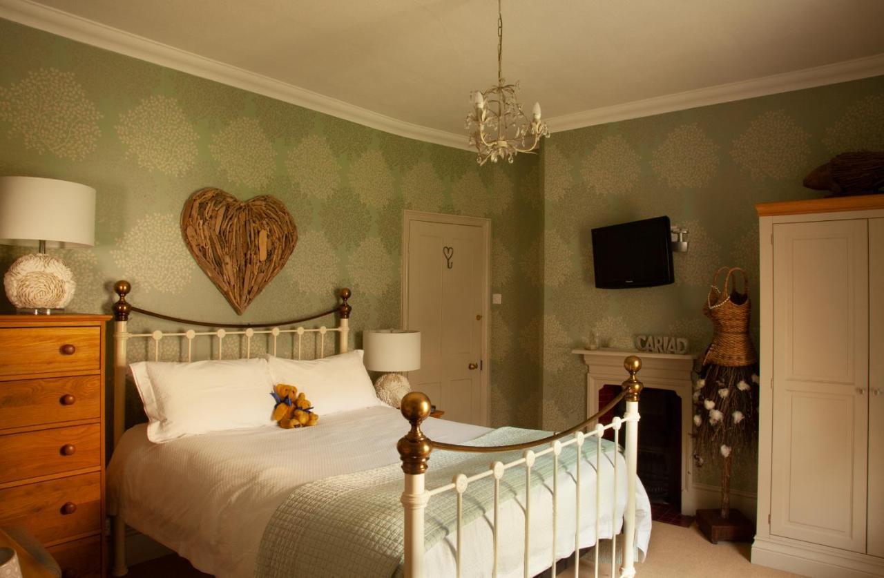 St Katharine'S House Bed and Breakfast Milford Haven Eksteriør billede