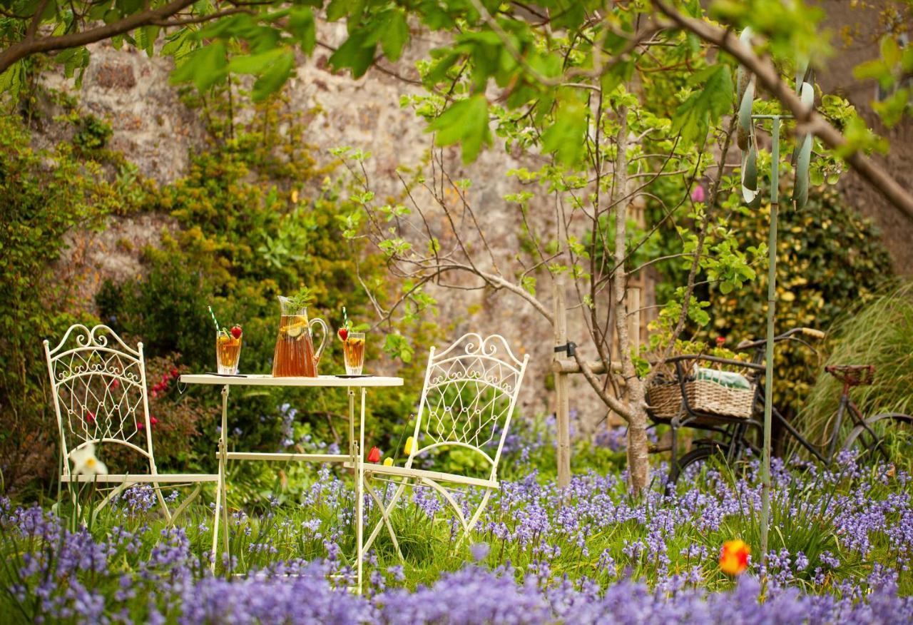 St Katharine'S House Bed and Breakfast Milford Haven Eksteriør billede